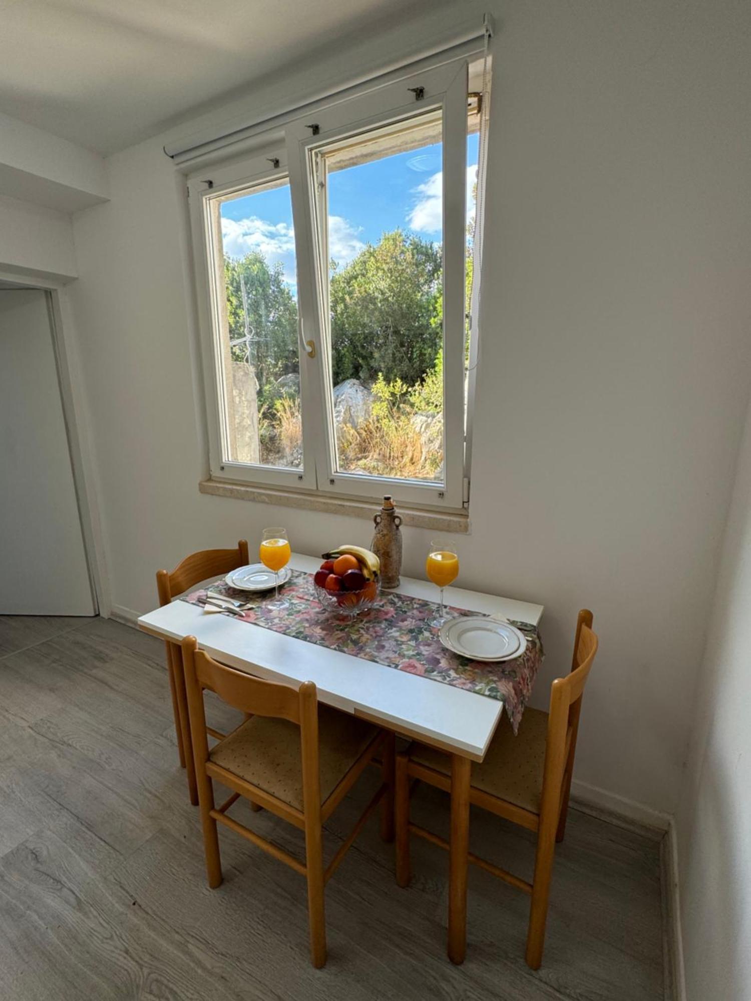Apartman Laura Плоче Екстериор снимка