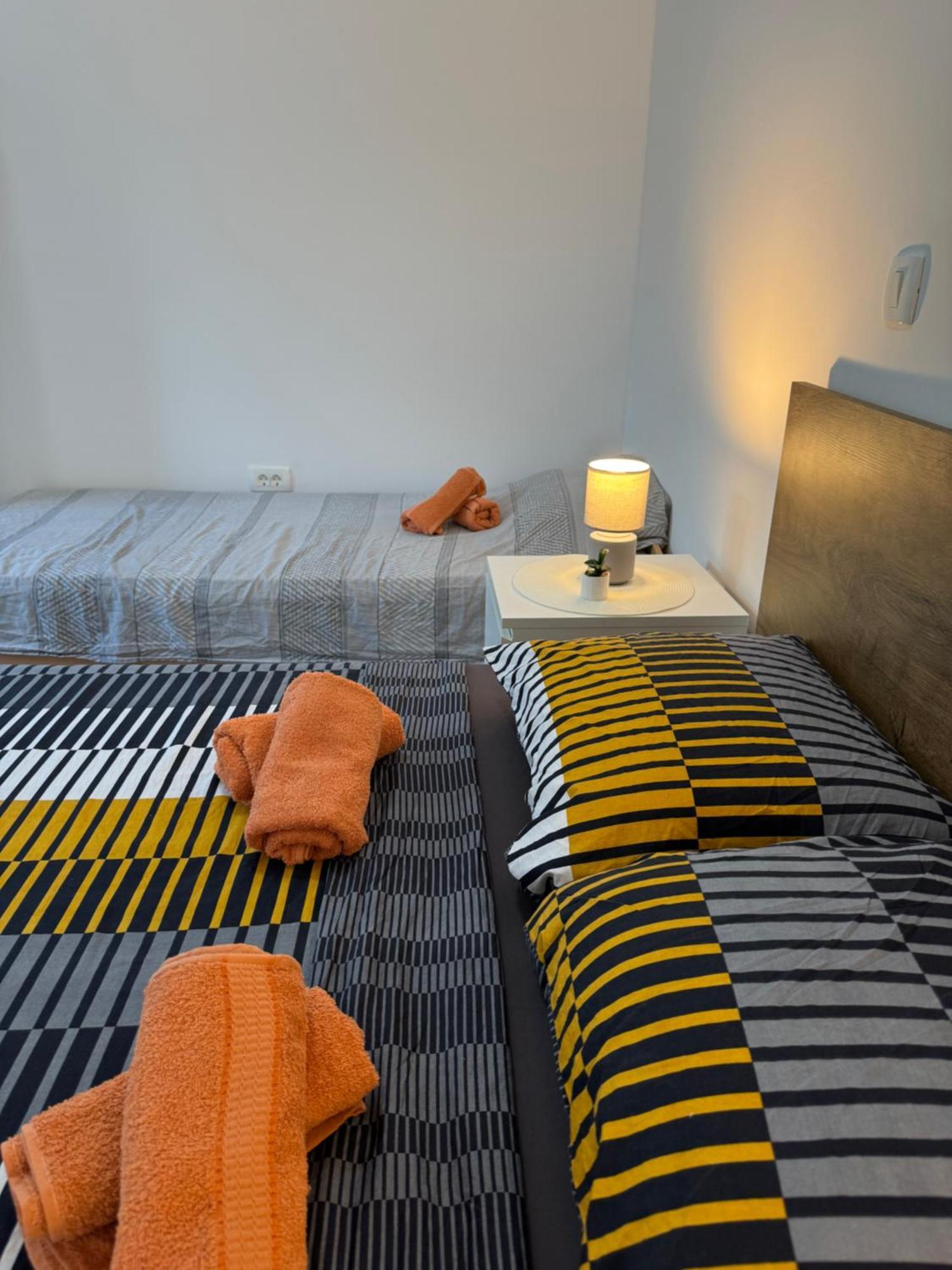 Apartman Laura Плоче Екстериор снимка